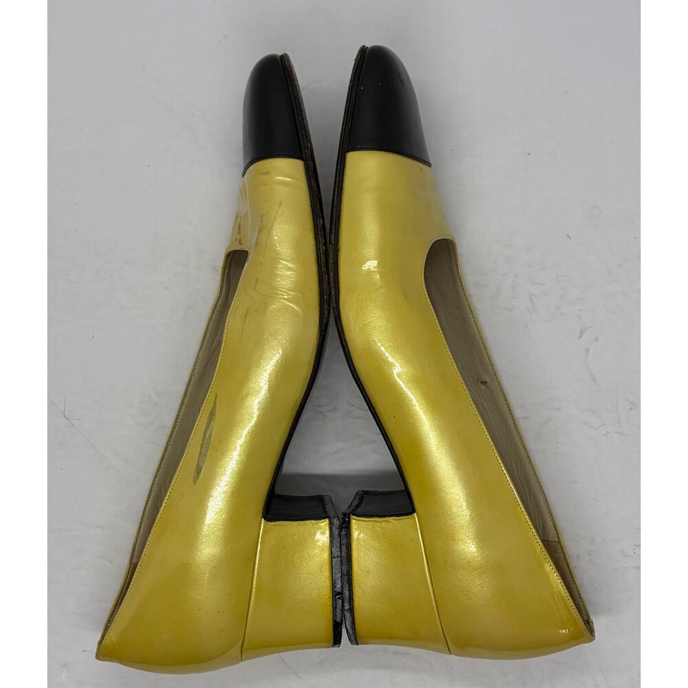 Vintage Chanel Beige Black Cap Toe Pumps Handmade Italy Size 39 US 9 READ - Picture 5 of 8